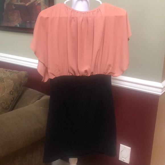 Pencil skirt dress - one piece Size Sm/medium - Picture 4 of 5